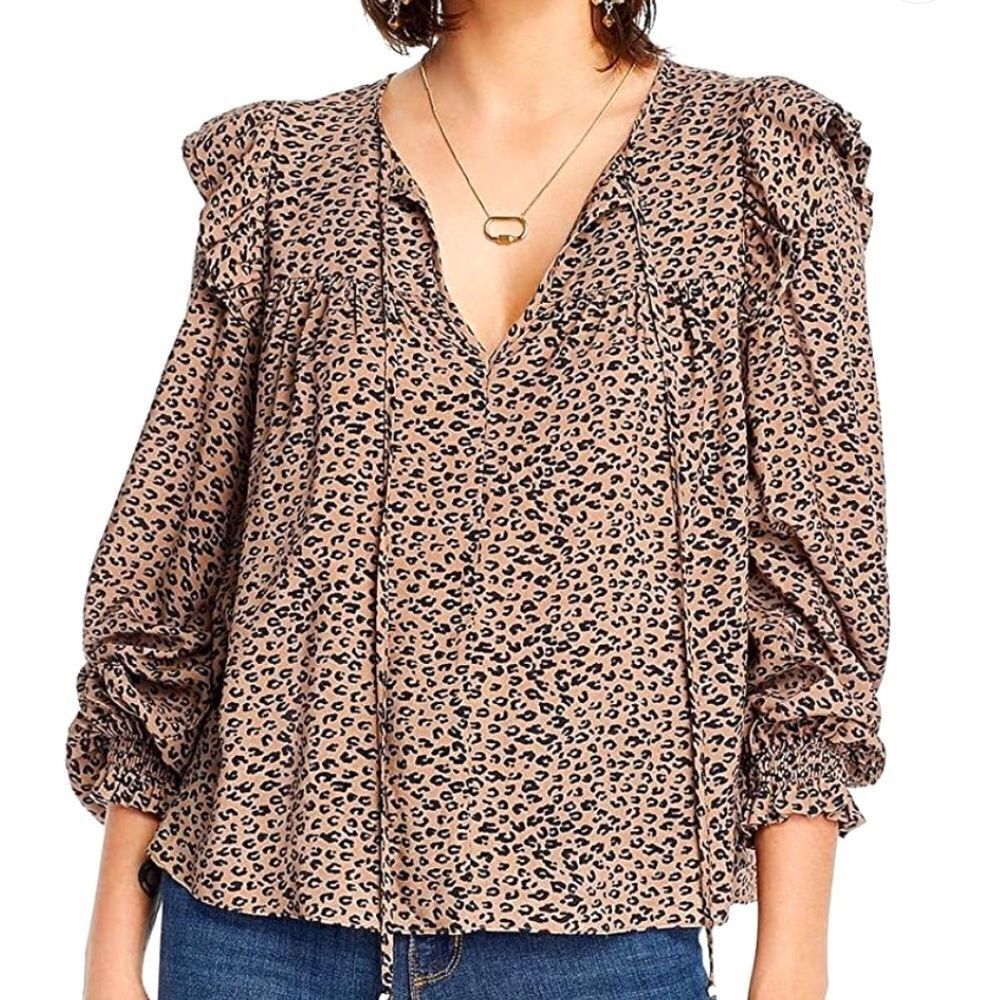 LINI Animal Print Pullover Blouse